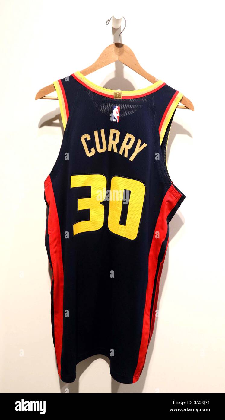 新品未使用品 GOLDEN STATE CURRY #30 ユニフォーム NBA Stephen Curry #30 Golden State Warrior Men's Finals Jersey