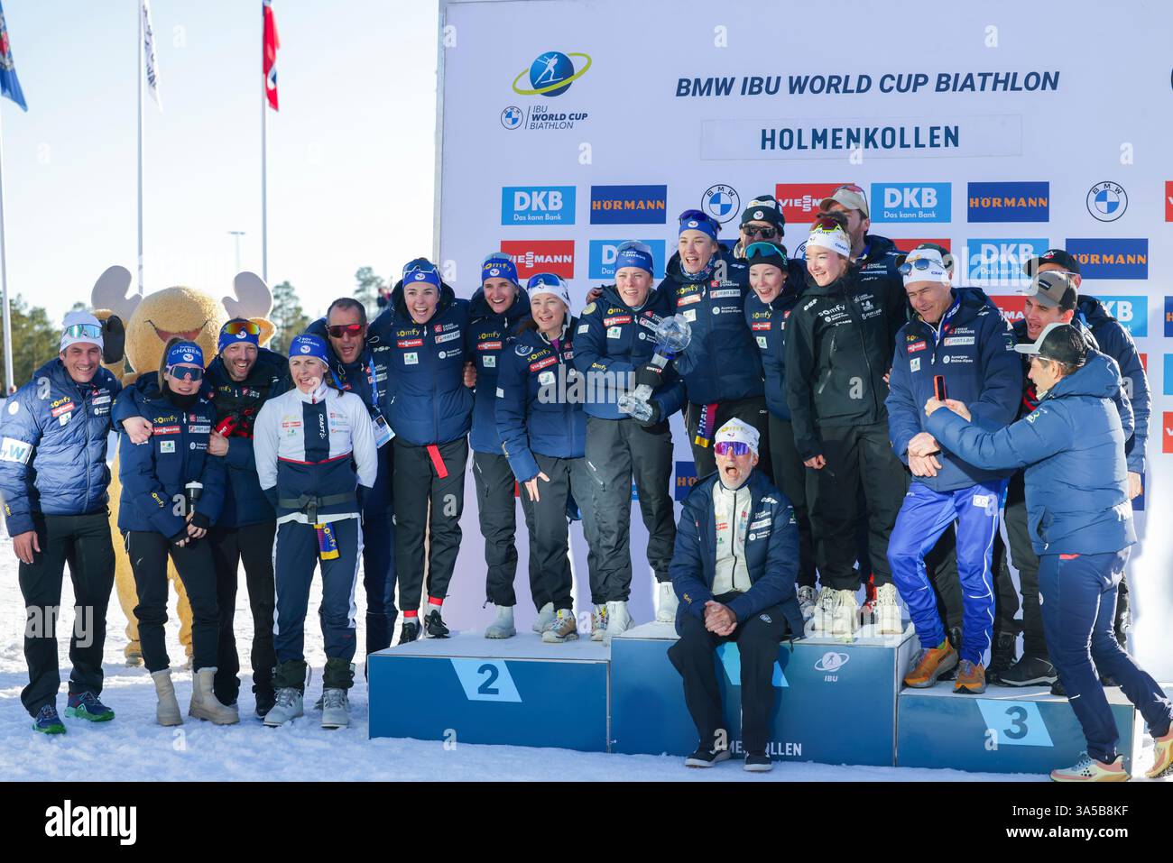 Holmenkollen Relay 1. Hyper-Personalized Racing