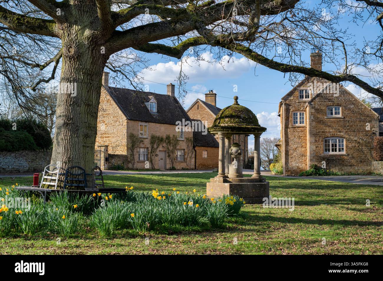 Barton-on-the-Heath in spring. Cotswolds, Warwickshire, England Stock Photo