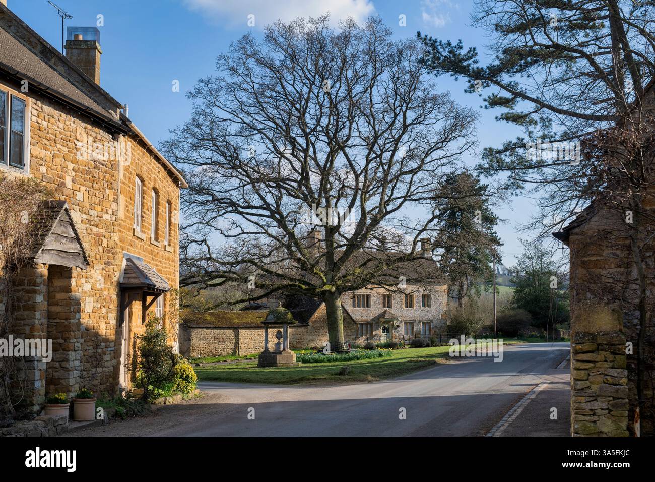 Barton-on-the-Heath in spring. Cotswolds, Warwickshire, England Stock Photo