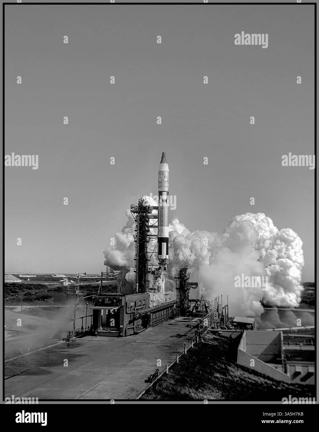 NASA Gemini 5 mission launch, astronauts Gordon Cooper and Pete Conrad on a record-breaking mission (for the time) on Aug. 21, 1965. Here, a Titan II rocket launches the Gemini 5 mission on its way.The Gemini program was NASA's second human spaceflight program, acting as a bridge between the Mercury and Apollo programs. NASA launched the Gemini 5 spacecraft, August 21, 1965 at 0900 EST on a planned eight-day mission from Complex 19.  NASA's First 8-Day Space Mission of 1965. Gemini 5 was launched from Launch Complex 19 (LC-19) at Cape Kennedy Air Force Station, Florida August 21 1965 Stock Photo