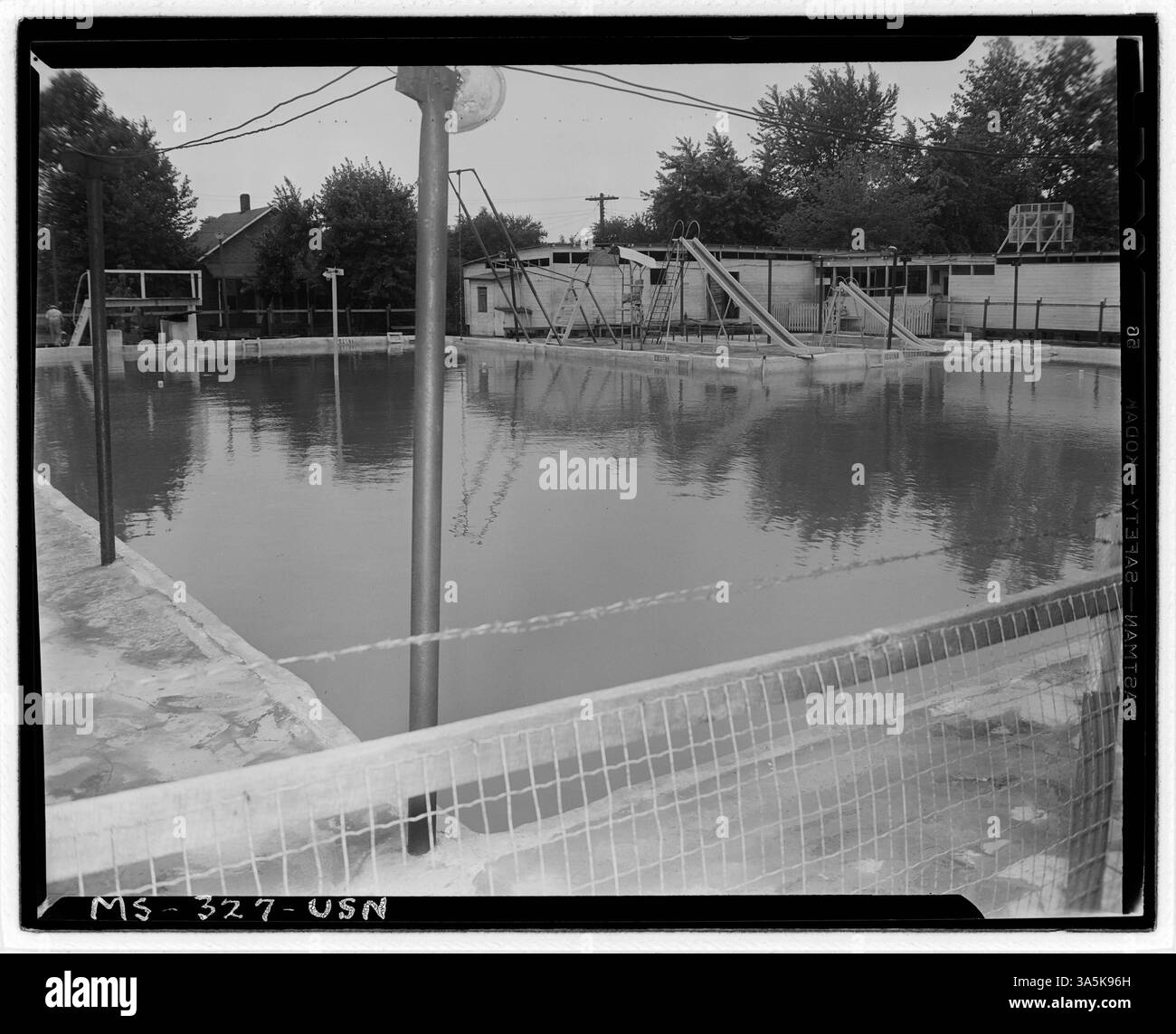 Emptied swimming pool Black and White Stock Photos & Images - Alamy