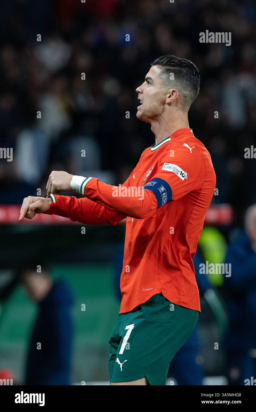 Cristiano ronaldo celebration al nassr hi-res stock photography and