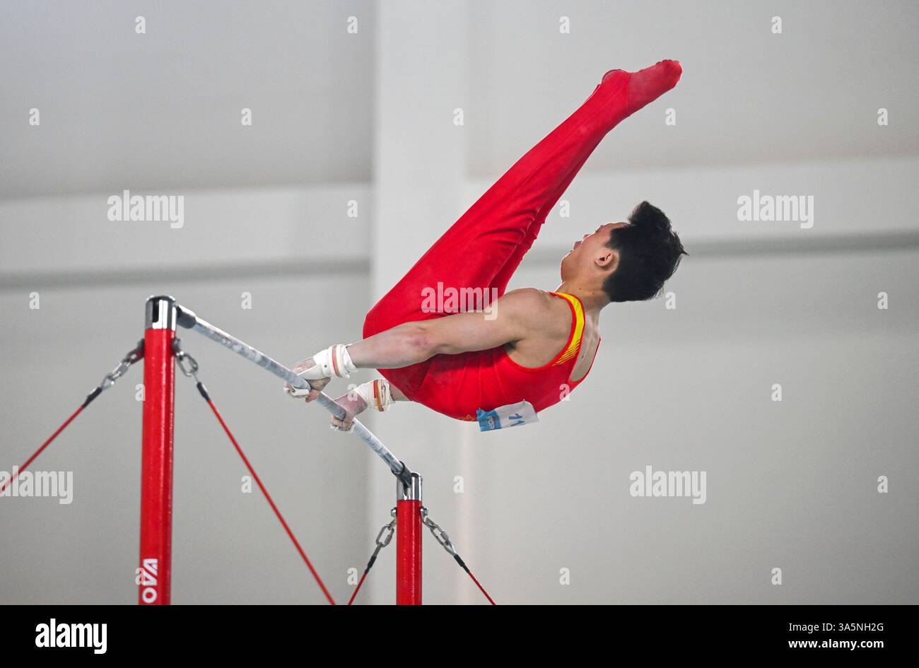 (250324) -- ANTALYA, March 24, 2025 (Xinhua) -- Liao Jialei of China ...