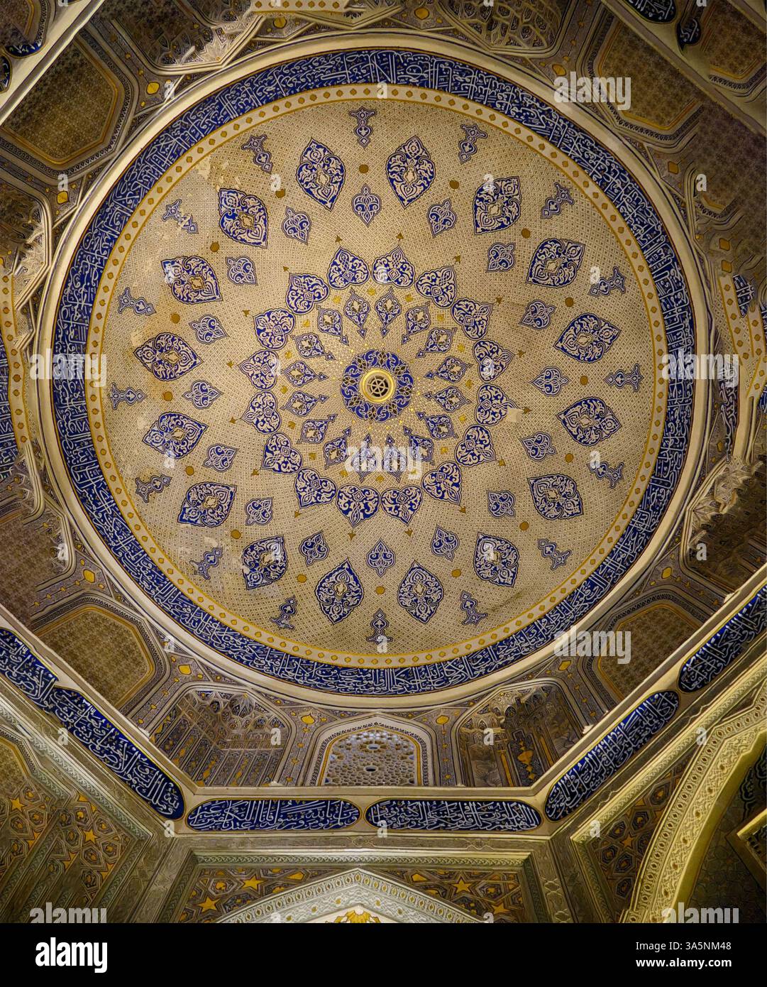 Samarkand, uzbekistan -sep 18, 2024 - intricate ceiling details inside gur-e-amir mausoleum, highlighting ornate islamic architectural patterns and de Stock Photo