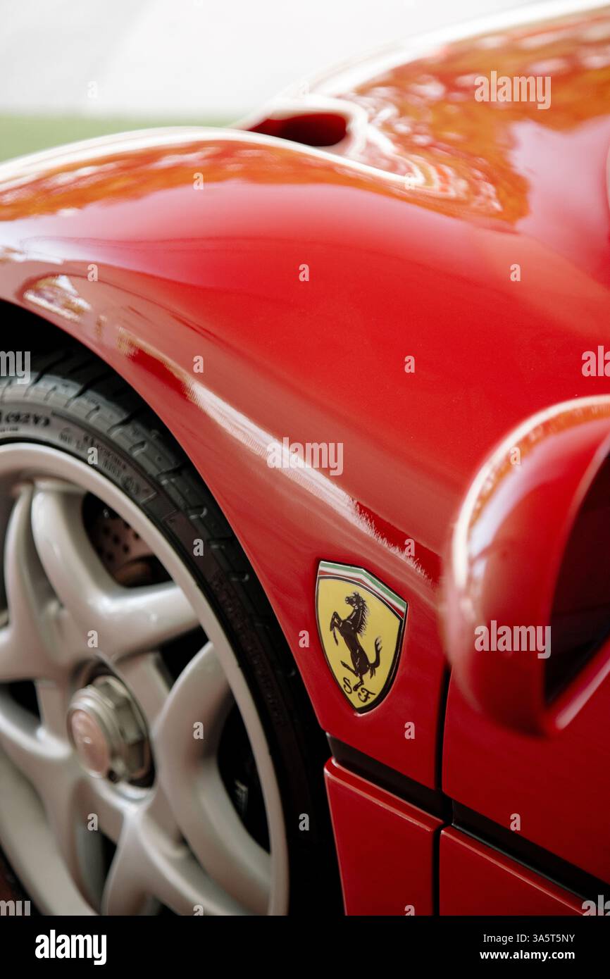H*5様 90s Ferrari graphic photo S/S T shi 90s Ferrari graphic photo S/S T shirt - メルカリ