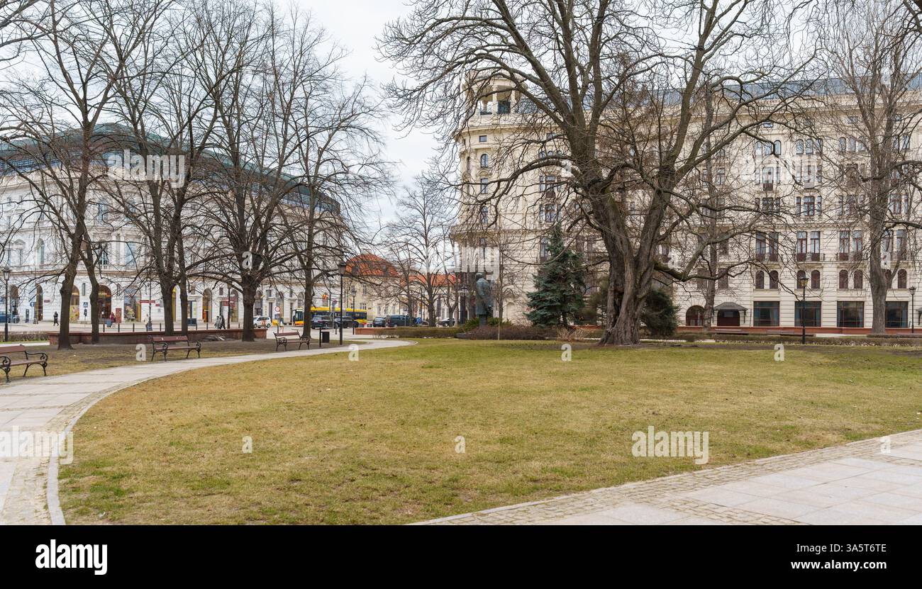 Warszawa, Krakowskie Przedmiescie - historic Royal Route. Small Square ...