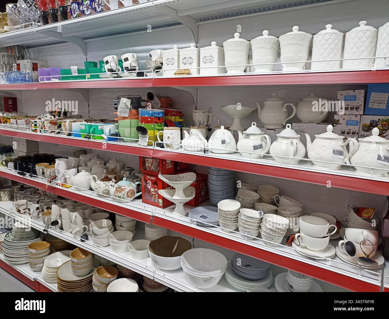 Wide selection of porcelain and ceramic tableware on store shelves ...