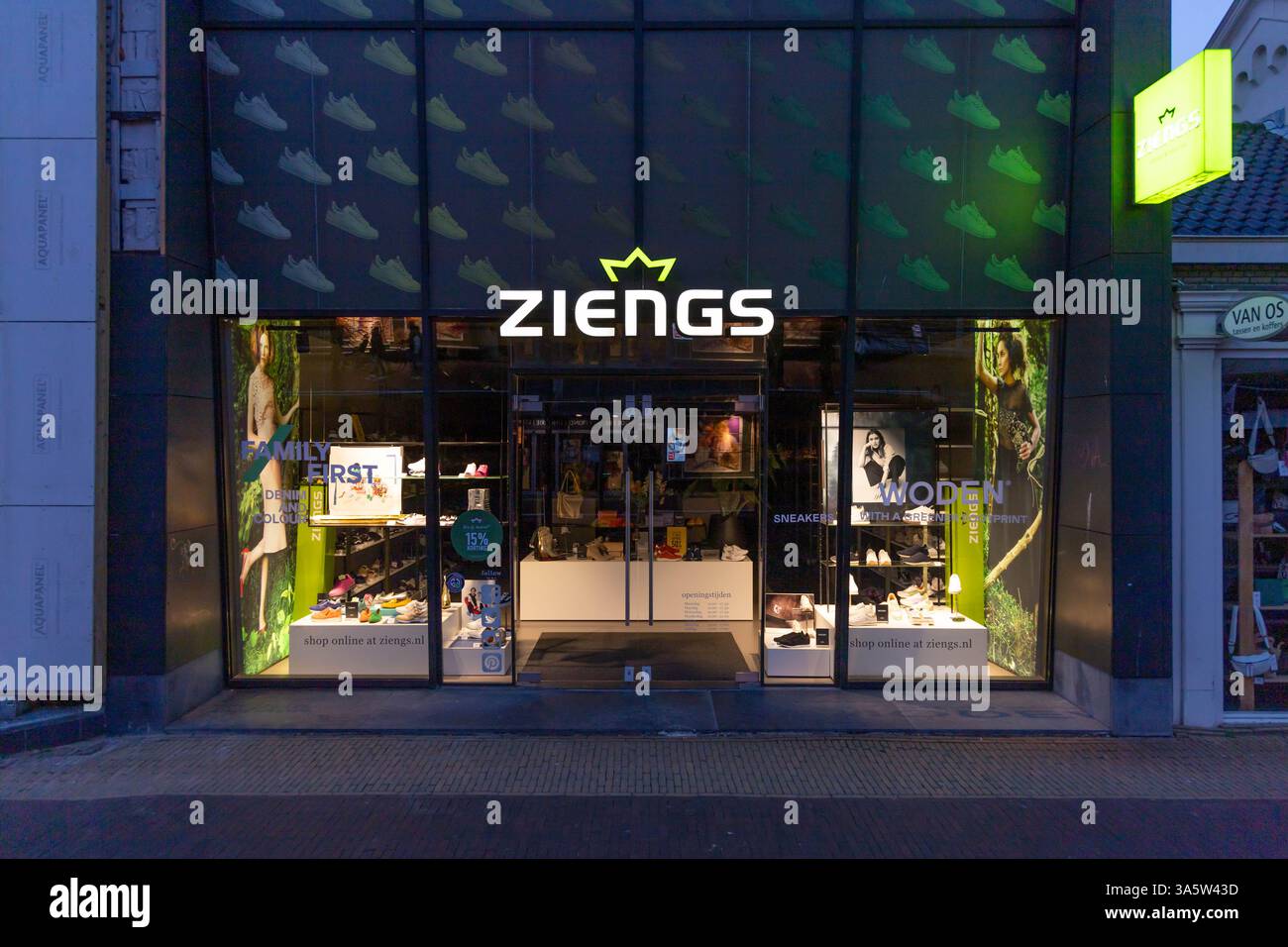 Zendigs Ziengs logo hi-res stock photography and images - Alamy