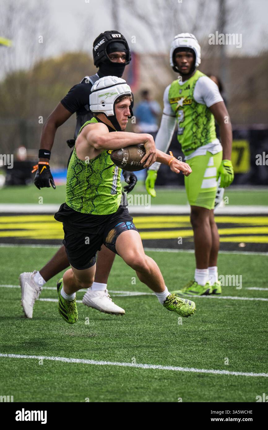 Jessica Rakowski Trillion Boys' Ryan Rakowski runs the football again RWE during OT7 ...