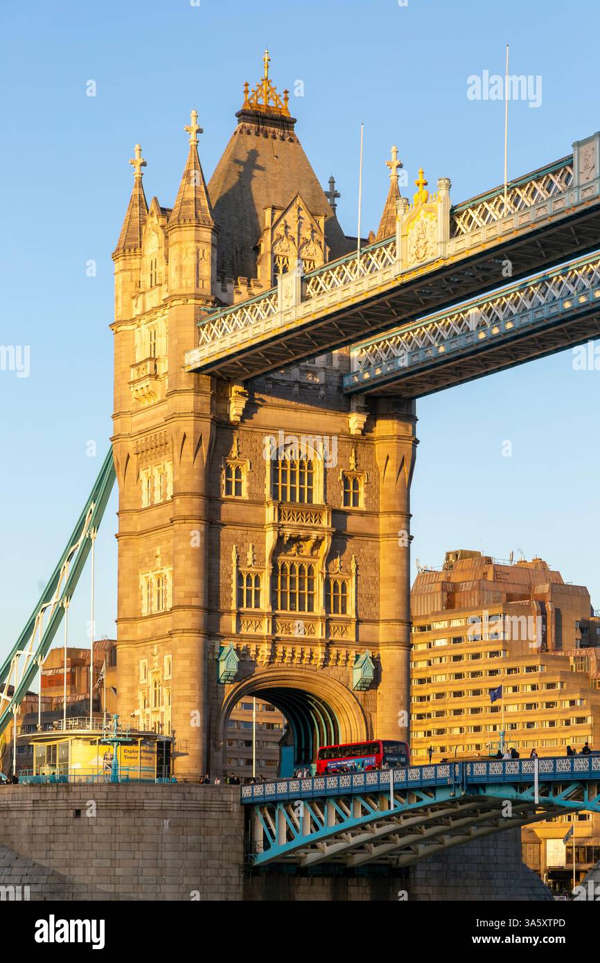 One tower Tower Bridge in sunshine at dusk, River Thames from Southwark, London, England, UK Stock Photo