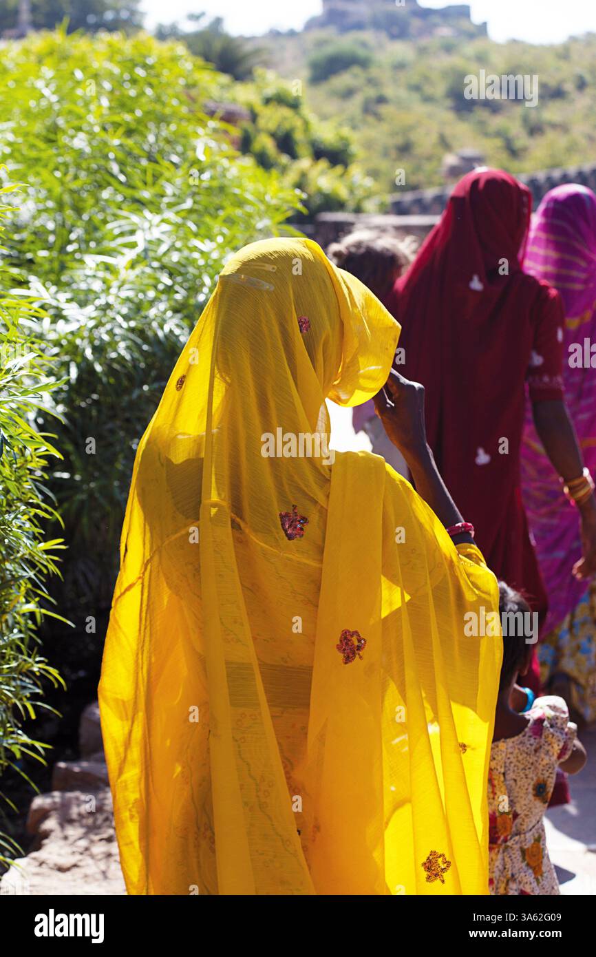 Indian women wearing colourful veils in Chittorgarh, India Stock Photo ...