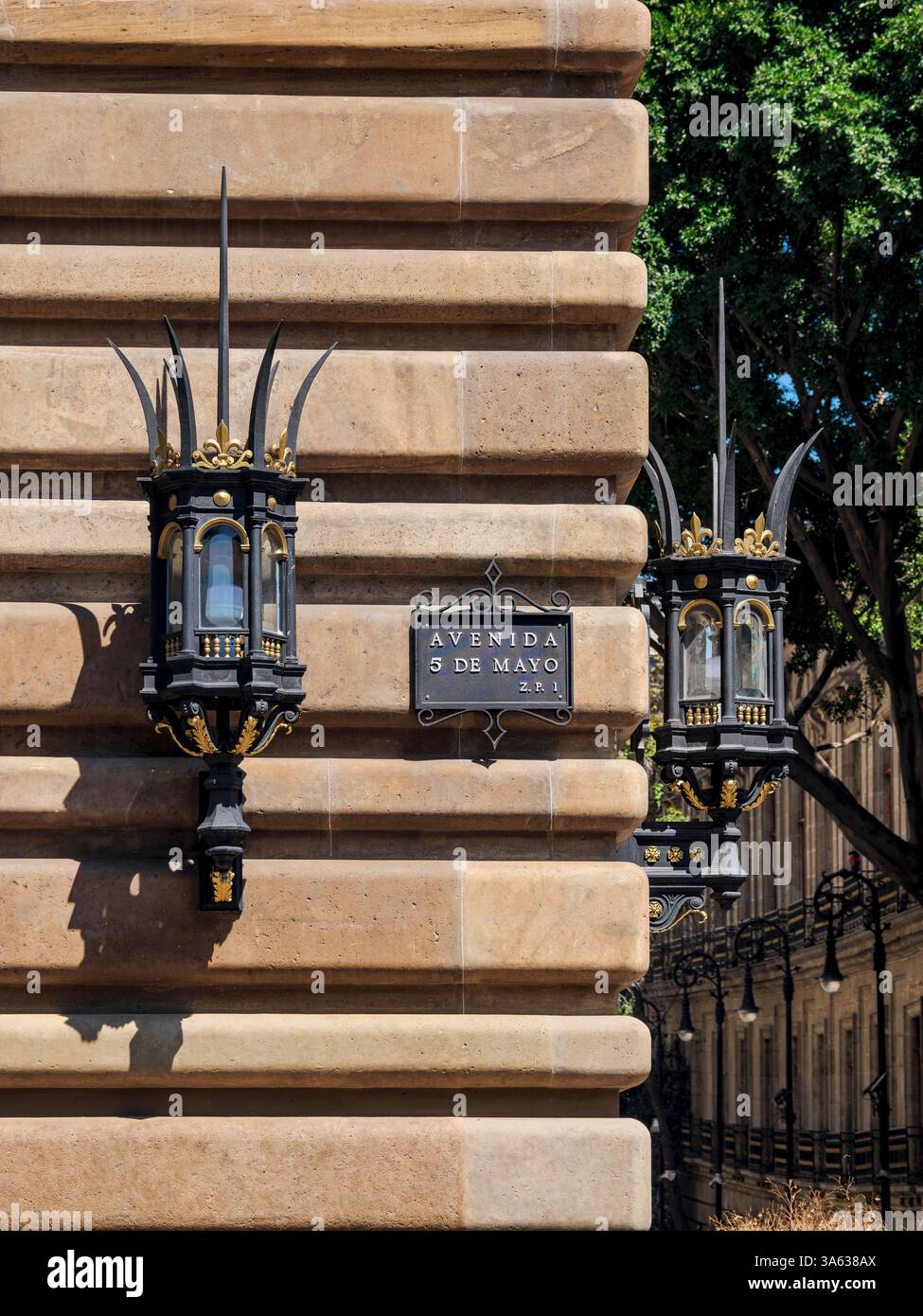 Bank of Mexico, detailed view, Avenida 5 de Mayo, Mexico City, Mexico Stock Photo