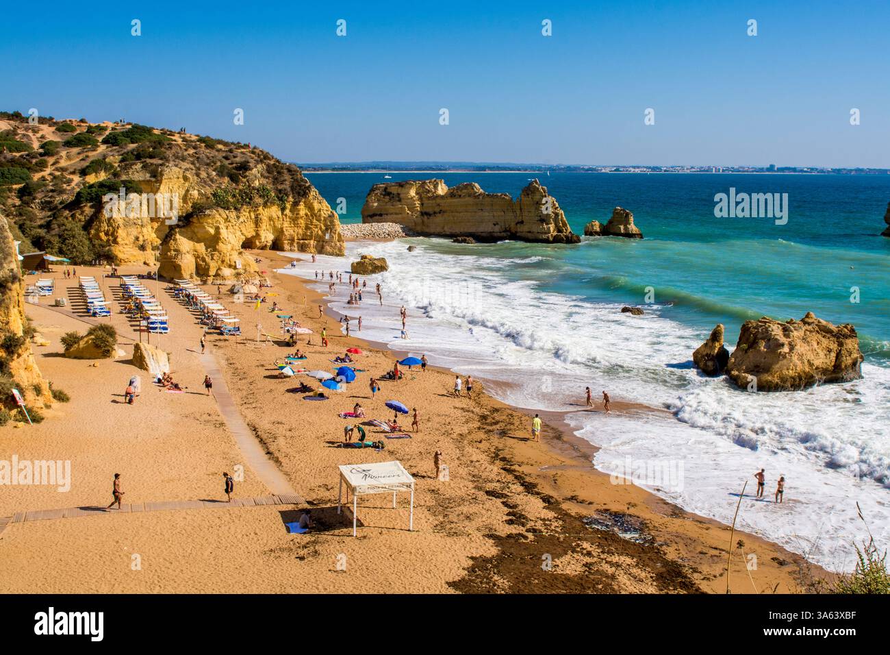 Praia Dona Ana coastline, Ponta da Piedade, Lagos, Algarve, Portugal. Stock Photo