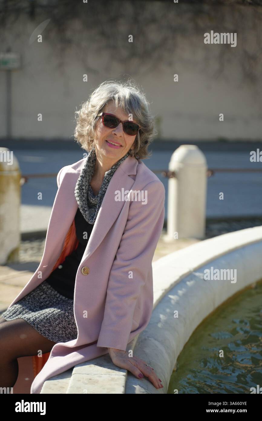 Natural pose convey hi-res stock photography and images - Alamy