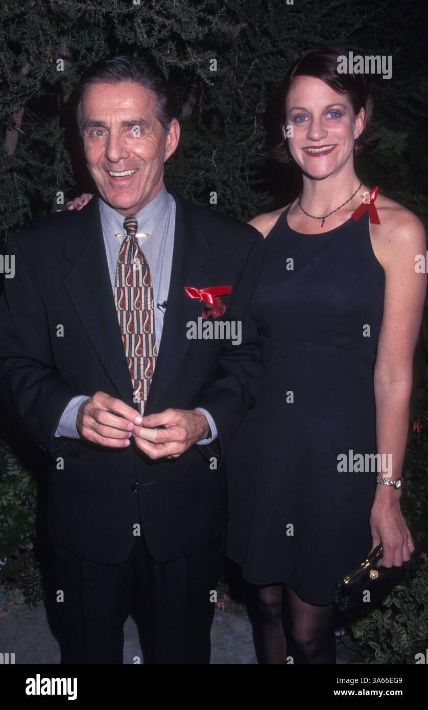 Pat Harrington Jr. Net Worth | Wife, Bio, Cause of Death - Famous People  Today, image size:838x1390