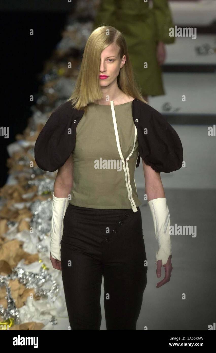 Robert cary williams hi-res stock photography and images - Alamy