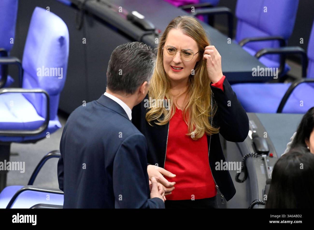 thorsten-frei-und-katharina-dr-ge-in-der-konstituierenden-sitzung-des