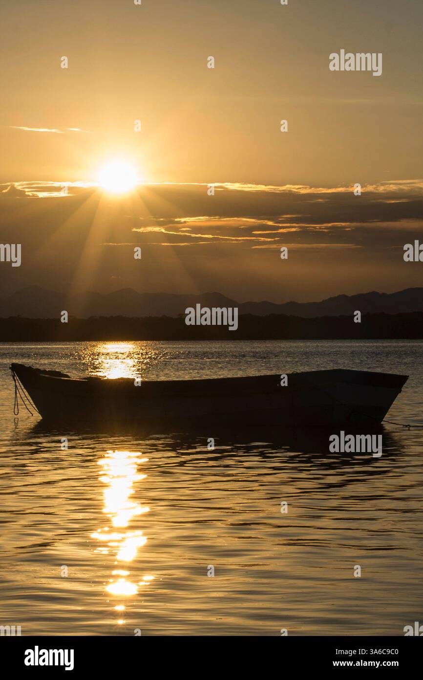 Jan 14, 2015 - Cananeia, Sao Paulo, Brazil - Sunset over the sea in Cananeia. Cardoso Island, south coast of Sao Paulo. (Credit Image: © Alexandre Moreira/ZUMAPRESS.com) Stock Photo