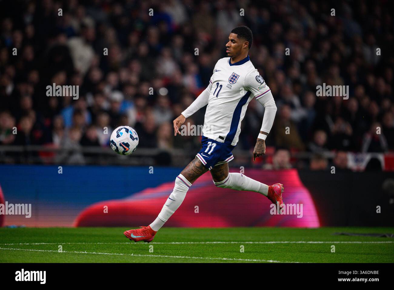 LONDON ENGLAND Marcus Rashford Of England During The FIFA World Cup london-england-marcus-rashford-of-england-during-the-fifa-world-cup