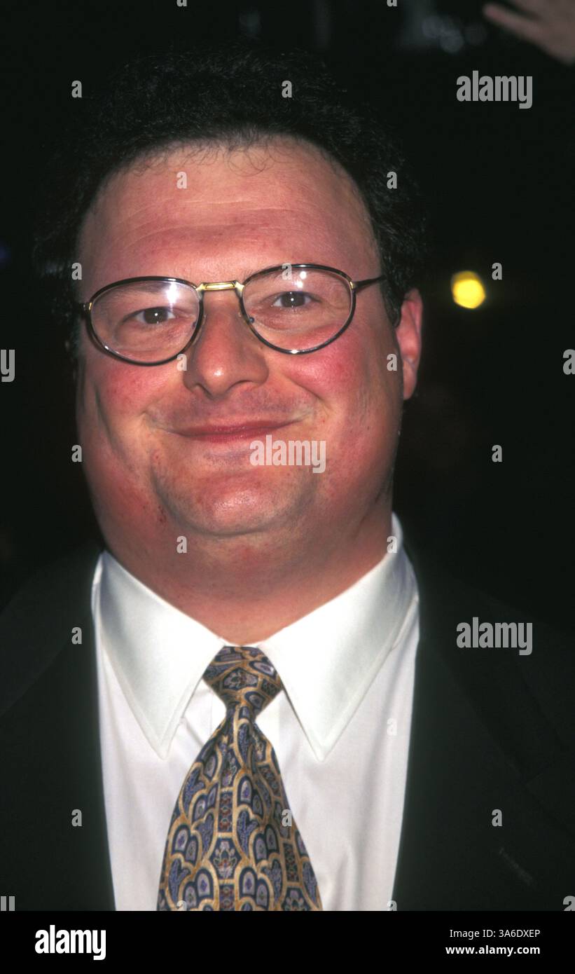 Actor/comedian WAYNE KNIGHT @ the 1999 SAG Awards. After co- starring ...