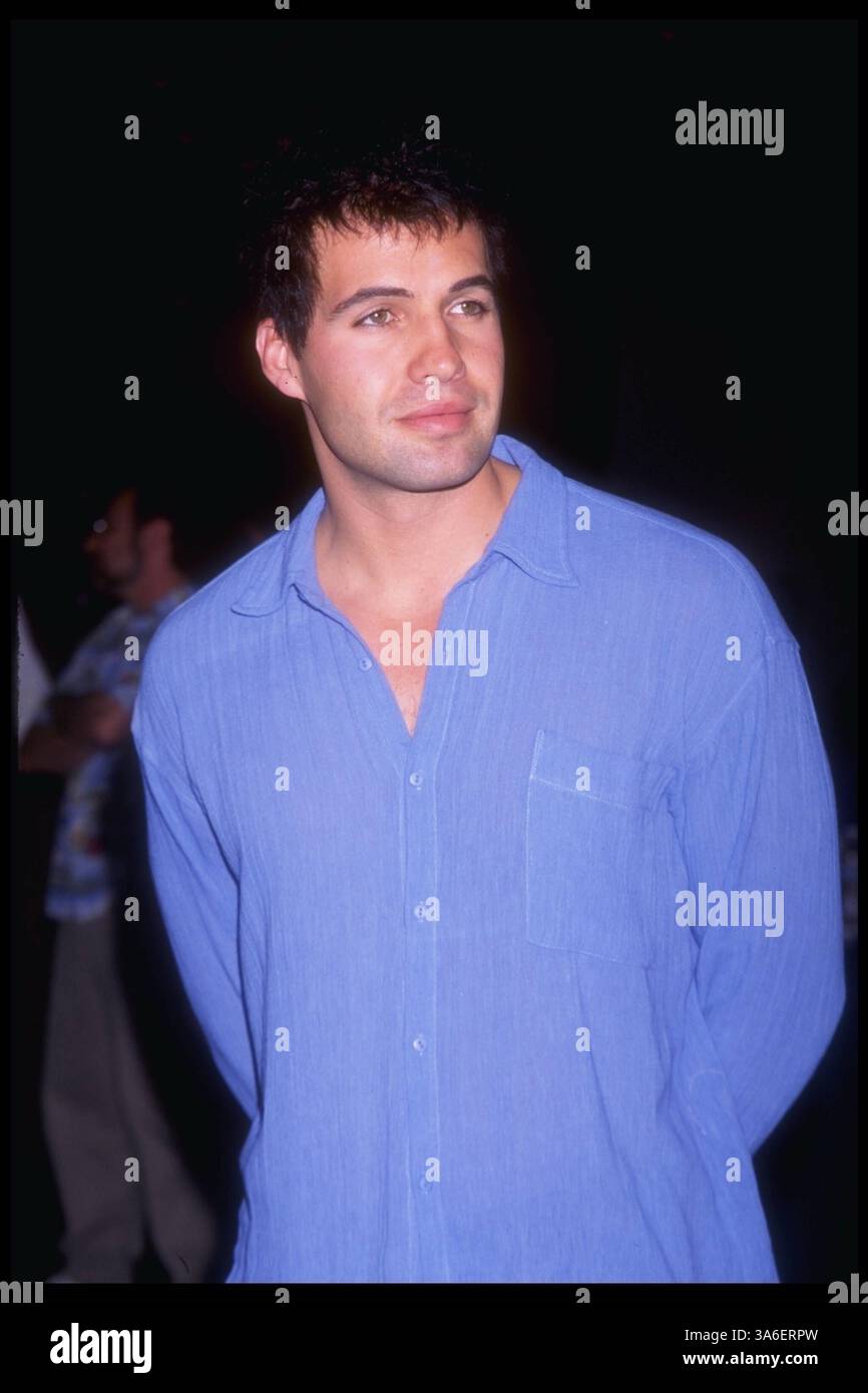 The phantom 1996 billy zane hi-res stock photography and images - Alamy