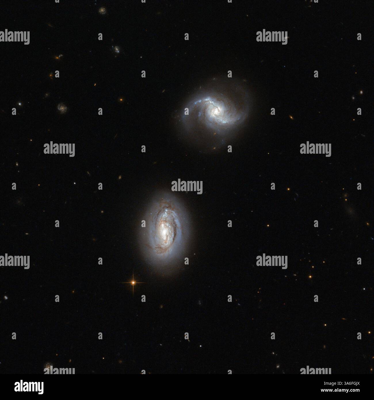 Two objects gravity hi-res stock photography and images - Alamy