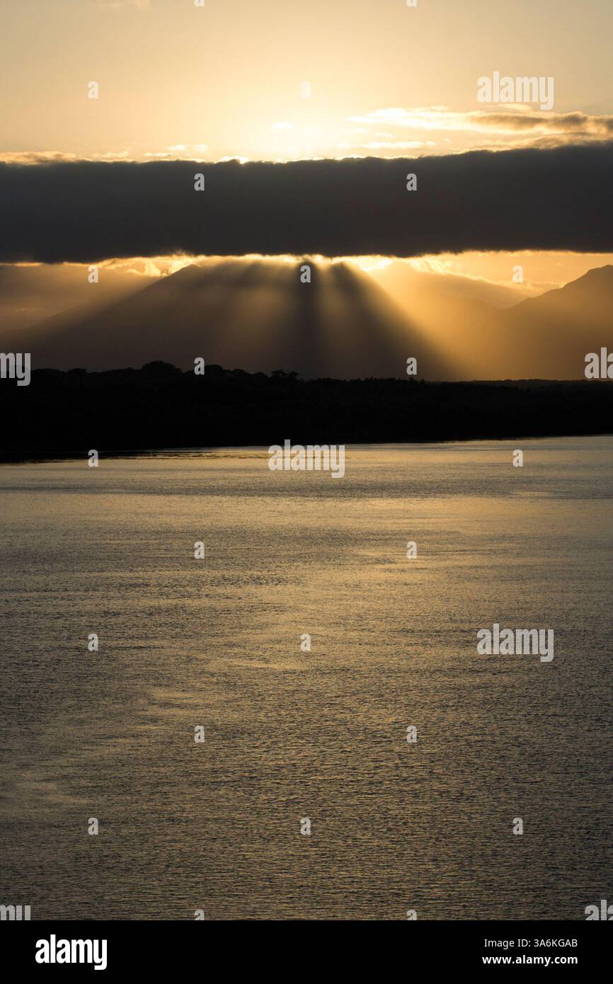 Jan 15, 2015 - Cananeia, Sao Paulo, Brazil - Sunset over the sea in Cananeia. Cardoso Island, south coast of Sao Paulo. (Credit Image: © Alexandre Moreira/ZUMAPRESS.com) Stock Photo