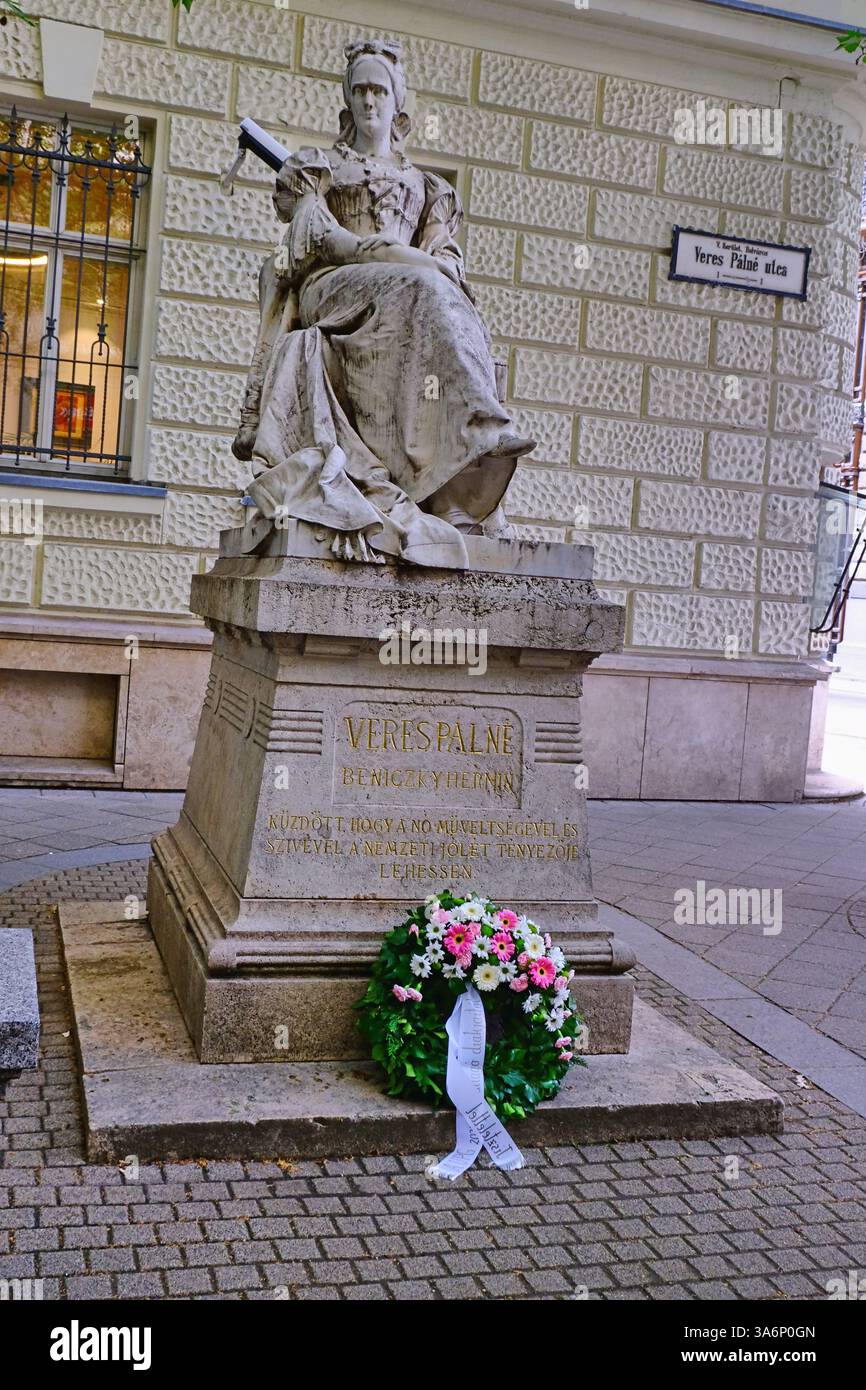 Veres palne statue hi-res stock photography and images - Alamy