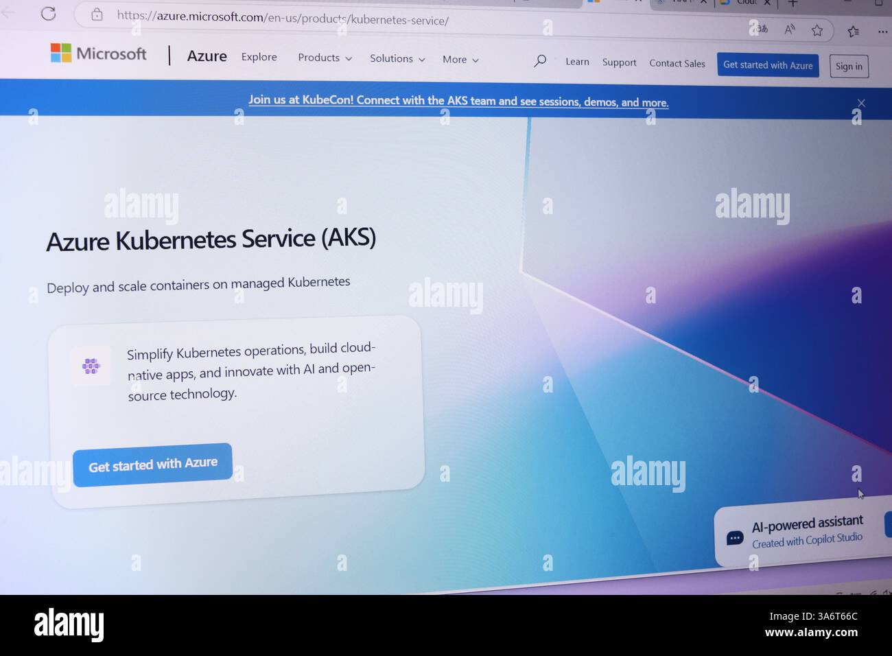 Azure kubernetes service interface on microsoft website displayed on computer screen. Stock Photo