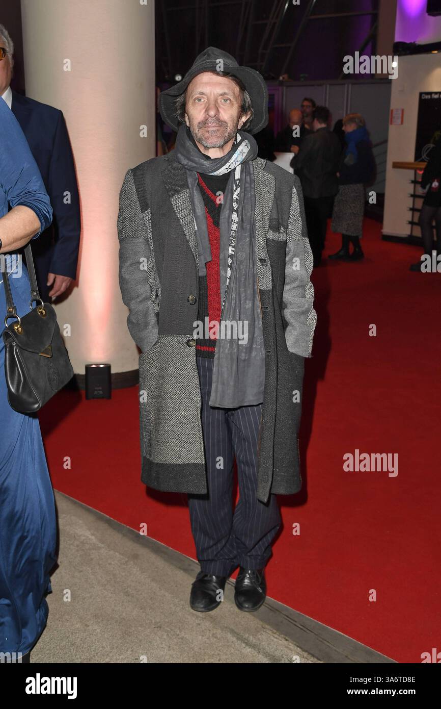 david-bennent-beim-23-deutscher-h-rfilmpreis-2025-im-filmtheater
