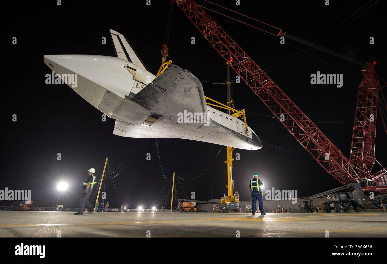 Sept. 22, 2012 - The space shuttle Endeavour is seen shortly after ...