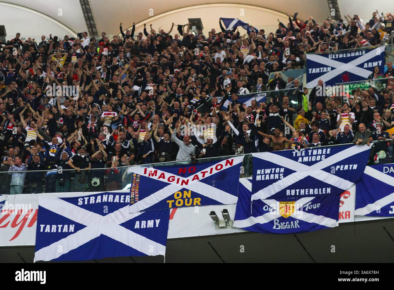2014.10.14, Warsaw , football, Poland - Scotland, UEFA EURO 2016 qualifying round, ZFOOTBALL.. n z Kibice Szkocji [Scottish fans] fot. Adam Jastrzebowski / Foto Olimpik(Credit Image: © Foto Olimpik/Cal Sport Media/ZUMAPRESS.com) Stock Photo