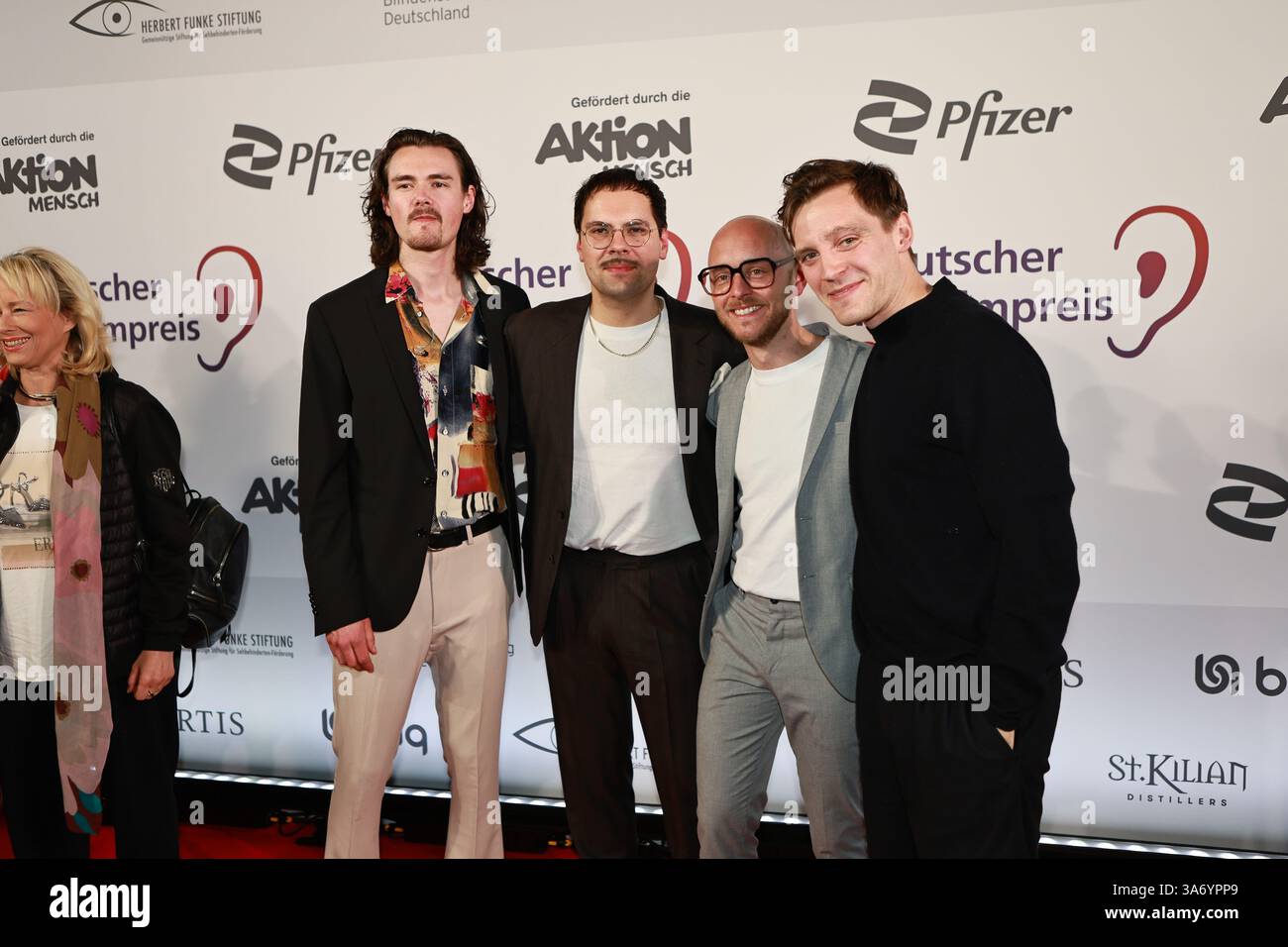 Kino band hi-res stock photography and images - Alamy, image size:1300x956