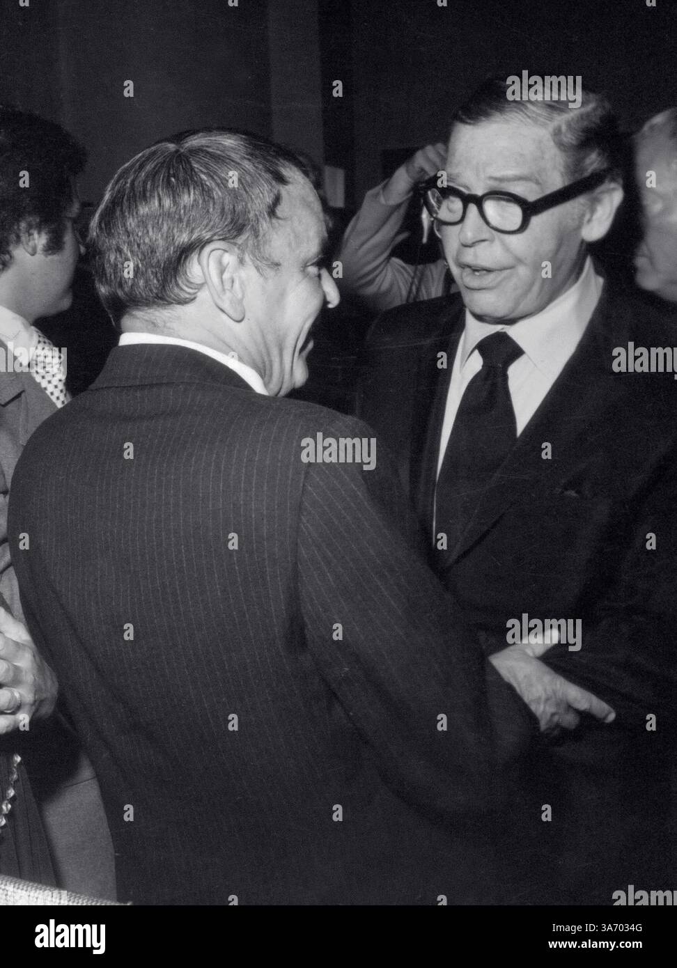 You can bid on Frank Sinatra's hair, old Vicodin bottle | New York Post, image size:972x1390