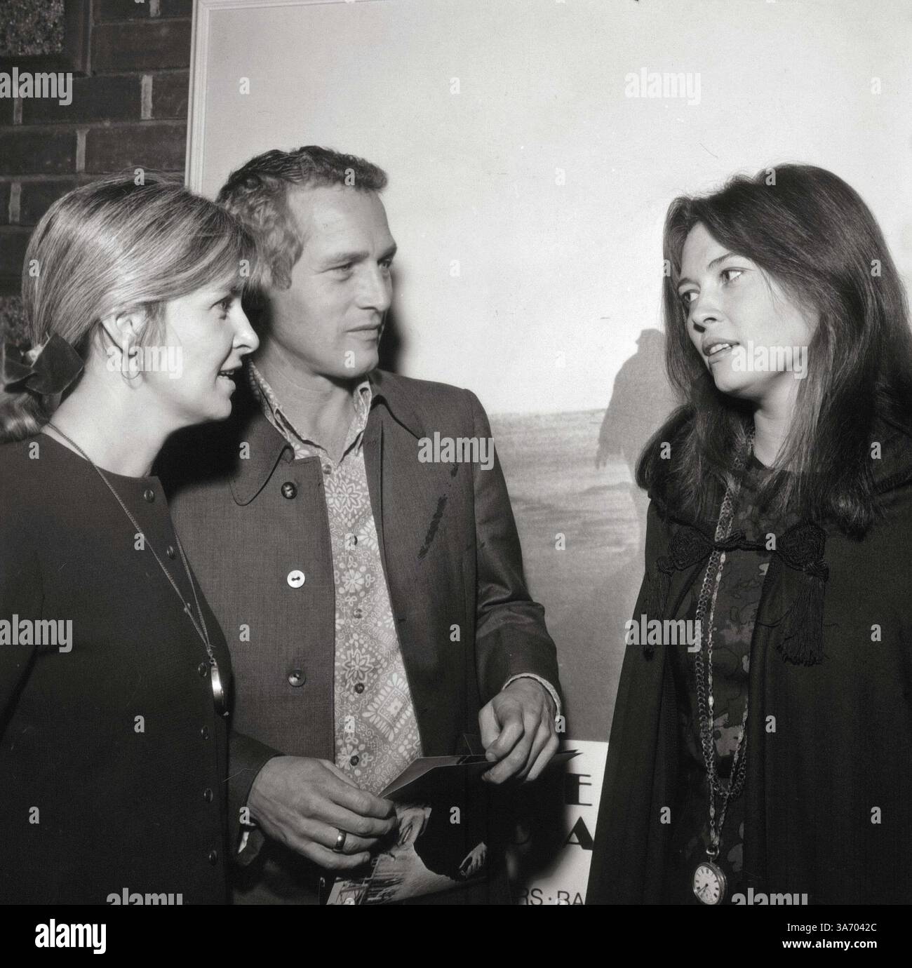 Madonna - Wikipedia, la enciclopedia libre, image size:1300x1380