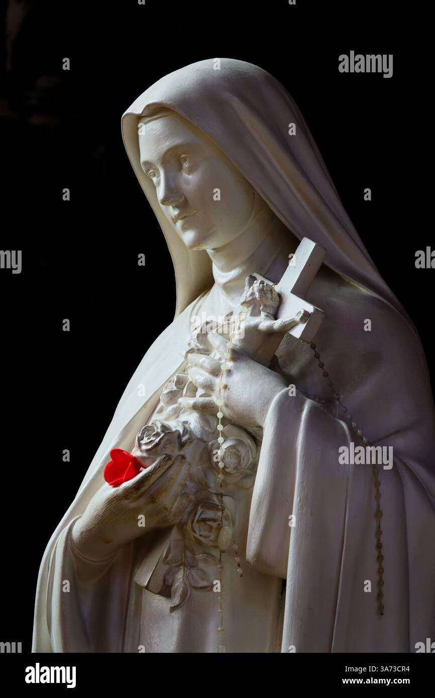 Statue of st therese of lisieux hi-res stock photography and images - Alamy