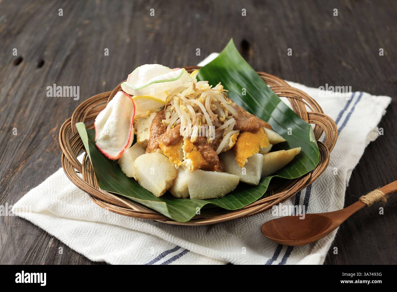 Kupat Tahu, Popular Breakfast Menu from West Java, Indonesia ...