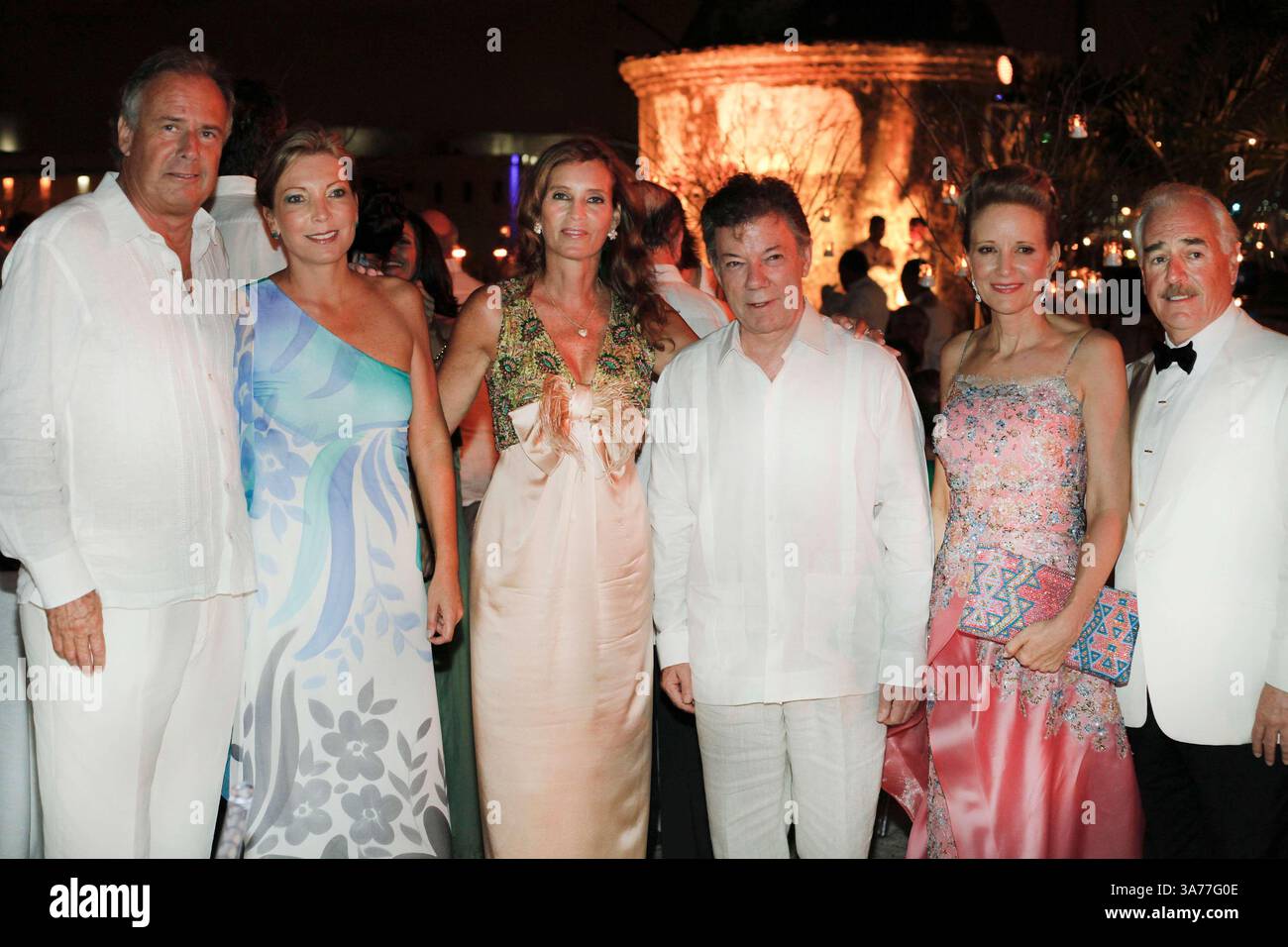 Enjoy your special day with our Cancun Wedding Packages, image size:1300x956