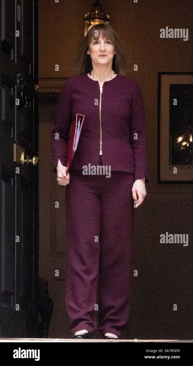 London, England, UK. 26th Mar, 2025. Chancellor RACHEL REEVES leaves 11 ...