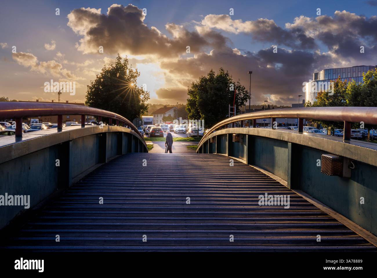 Bridge sunny light illuminated hi-res stock photography and images - Alamy