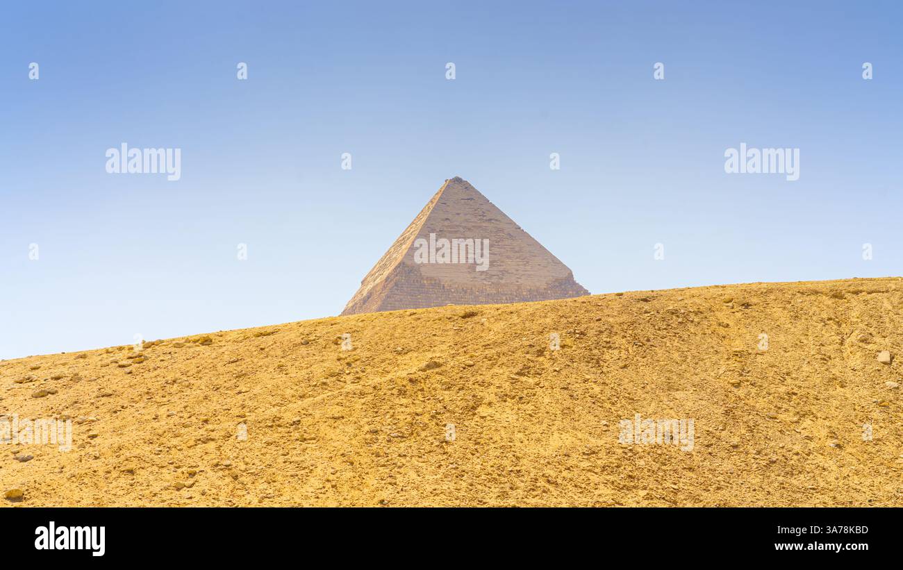 Top of the great pyramid hi-res stock photography and images - Alamy