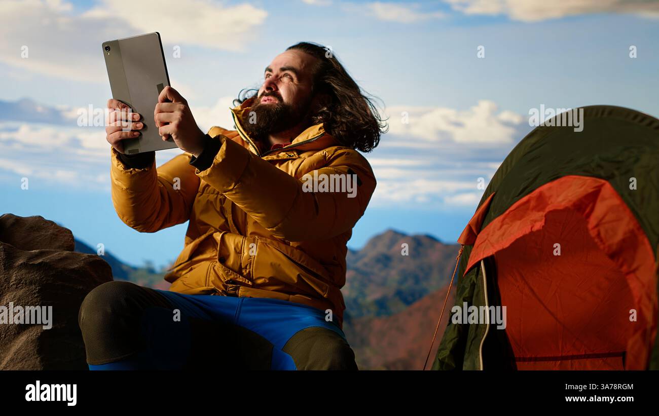 Struggling with wind hi-res stock photography and images - Alamy