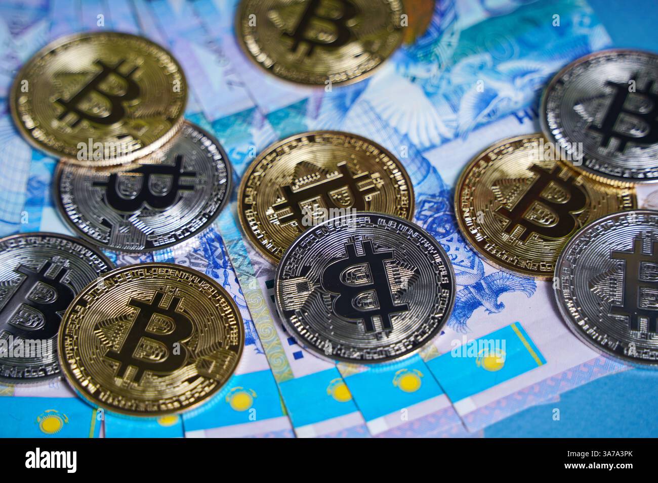 000 currency cash hi-res stock photography and images - Page 2 - Alamy