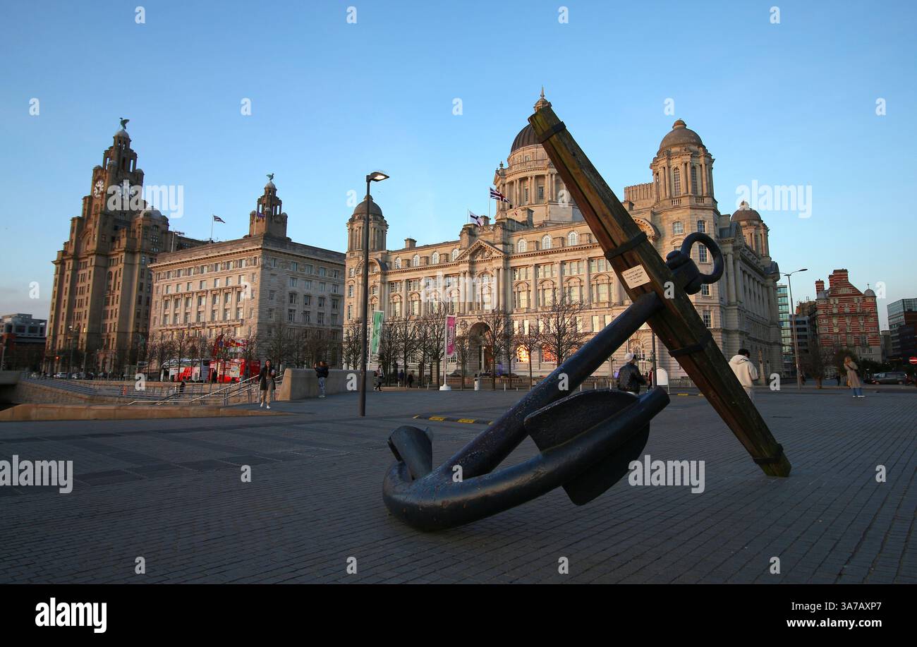 Iconic Liverpool waterfront with the Royal Liver Building, Cunard ...