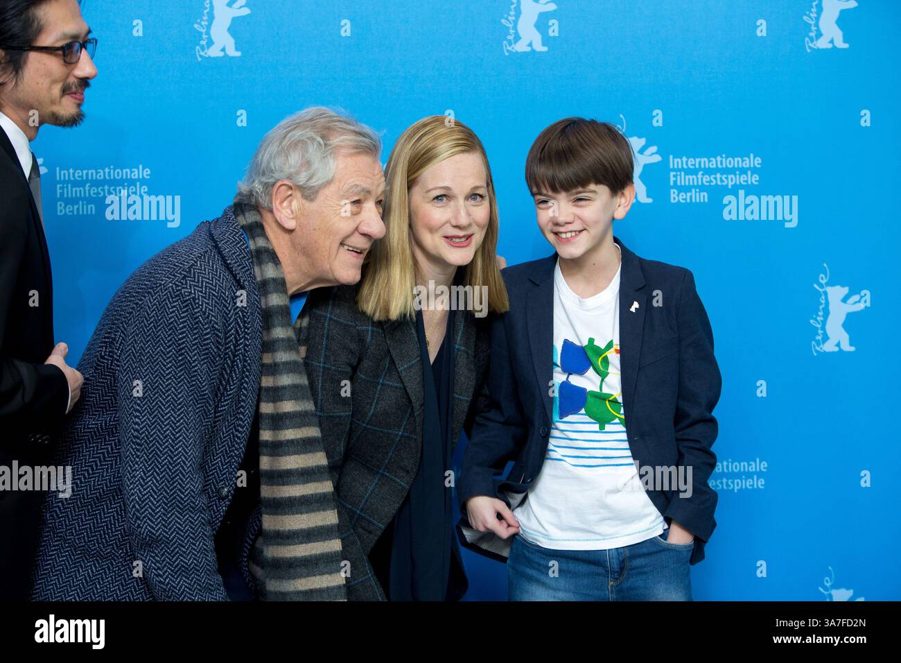 Milo Linney Actors Ian McKellen (l-r) Laura Linney and Milo Parker attend the ...