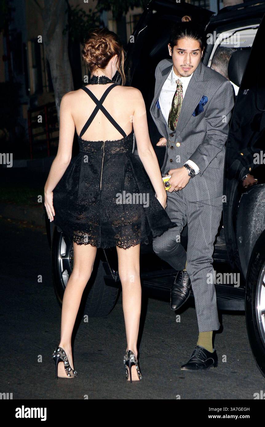 Avan jogia and zoey deutch hi-res stock photography and images - Alamy, image size:862x1390