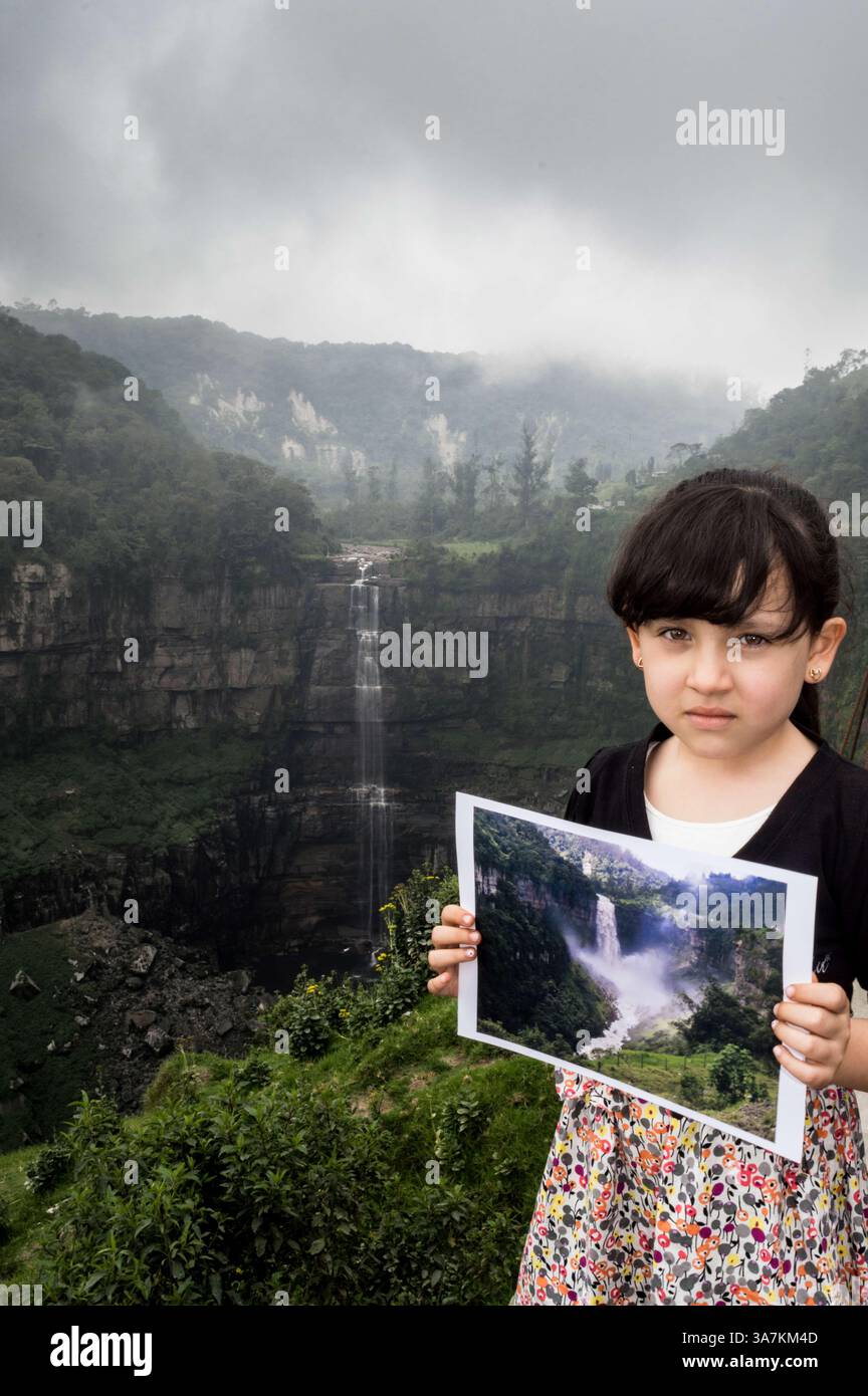Salto de tequendama hi-res stock photography and images - Alamy, image size:864x1390