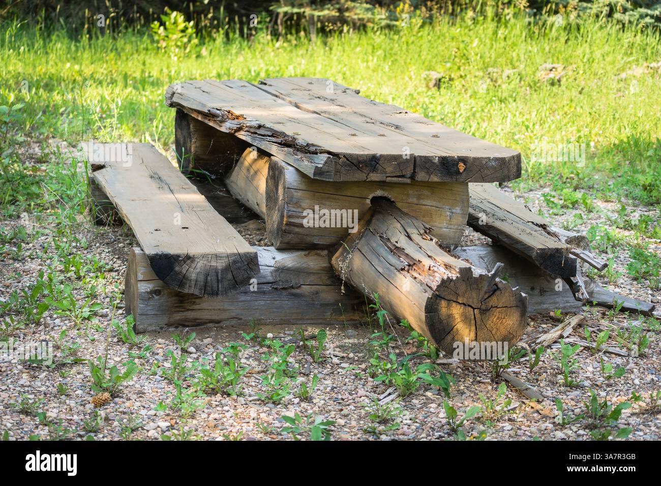 Old picnic table hi-res stock photography and images - Alamy Old picnic table hi-res stock photography and images - Alamy
