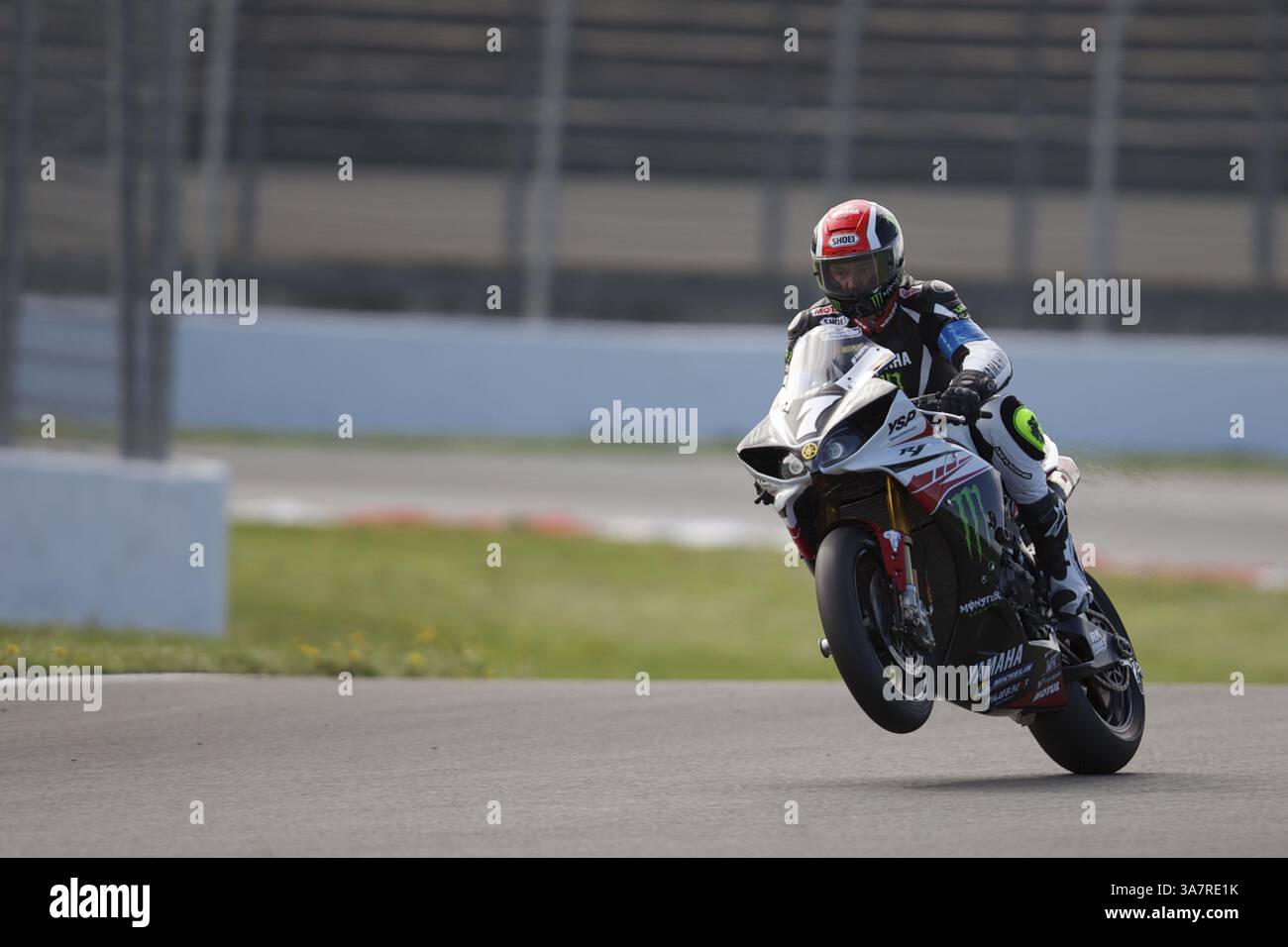 Yamaha r1 hi-res stock photography and images - Page 3 - Alamy